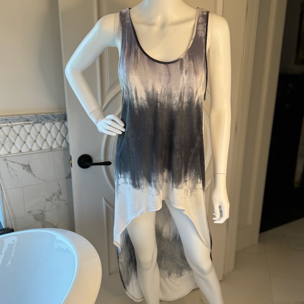 Forever 21, Size L, White & Blue tie-dye